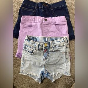 2T/24 mo Shorts